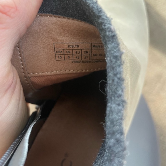 Vionic Joslyn Ankle Booties size 10 boots NWOT Charcoal little heel - Picture 7 of 8